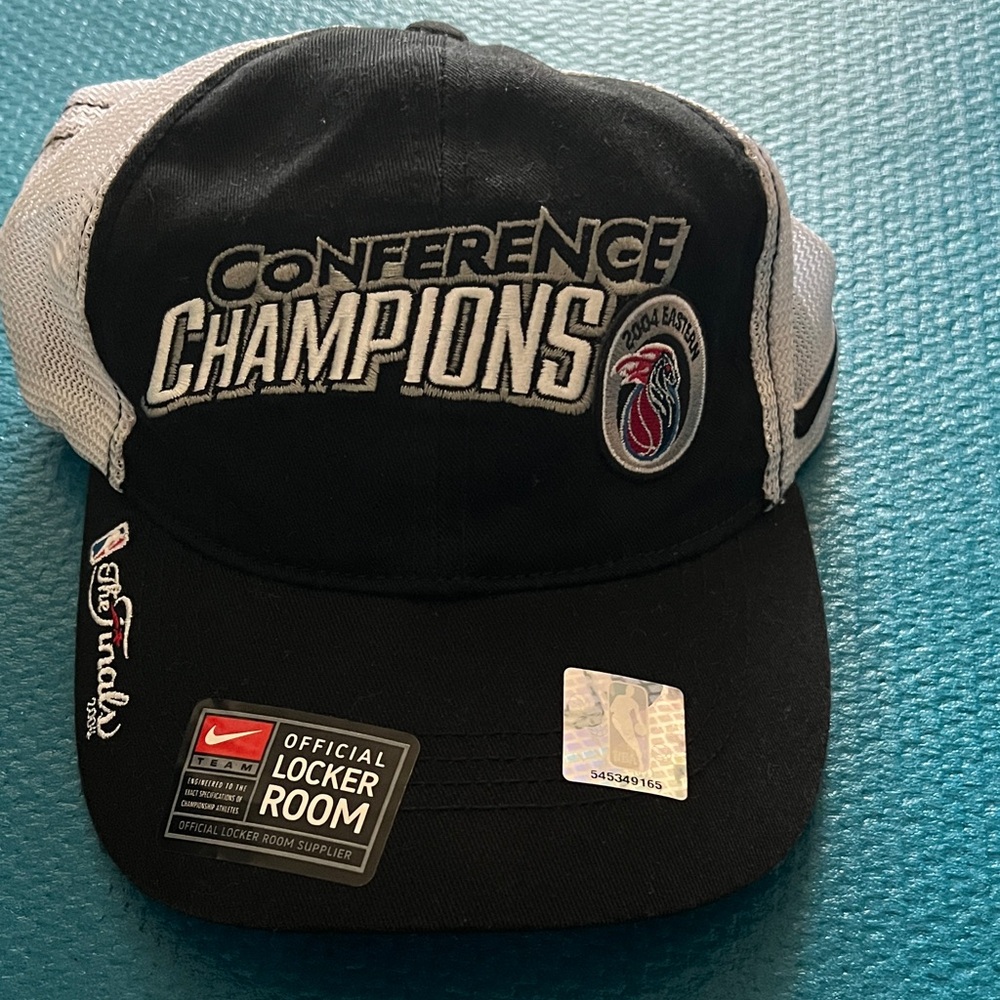 Nike Black and gray Detroit pistons conference champions hat